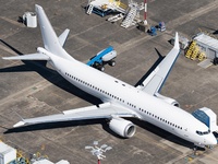 SN-BOEING-64061